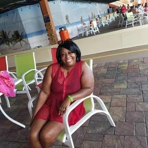 Meet your Posher, Sonia